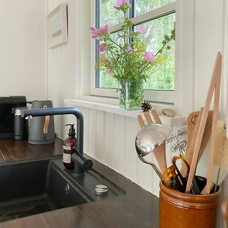 House In Nature Close To The Semesterbostad *